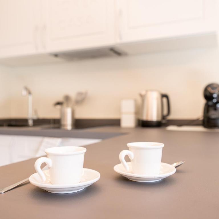 Rentwin-La Spina Suites - King Room - 8