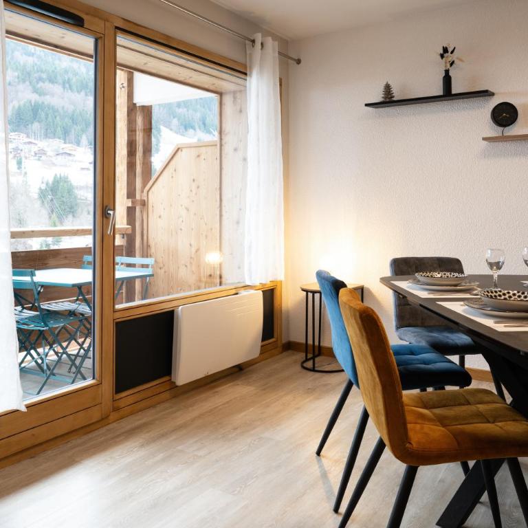 11 Appartements LE CHALET DU PLESSIS de 2 à 10 personnes au cœur du village - Appartement 1 Chambre avec Balcon et Vue sur les Montagnes - 7