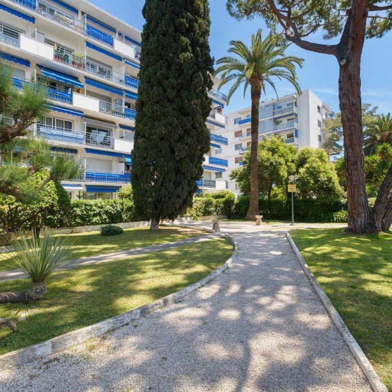 Le Kennedy Bord de Mer - Studio avec Balcon - 18