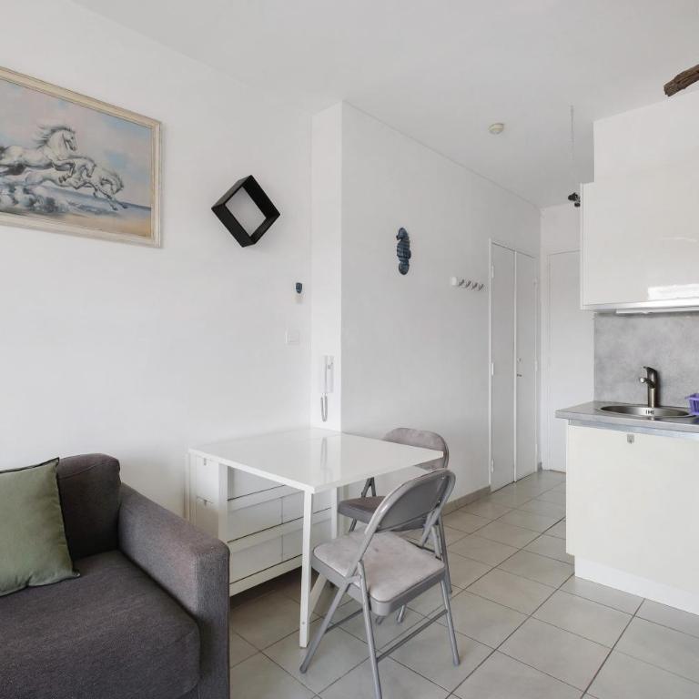Le Kennedy Bord de Mer - Studio avec Balcon - 5