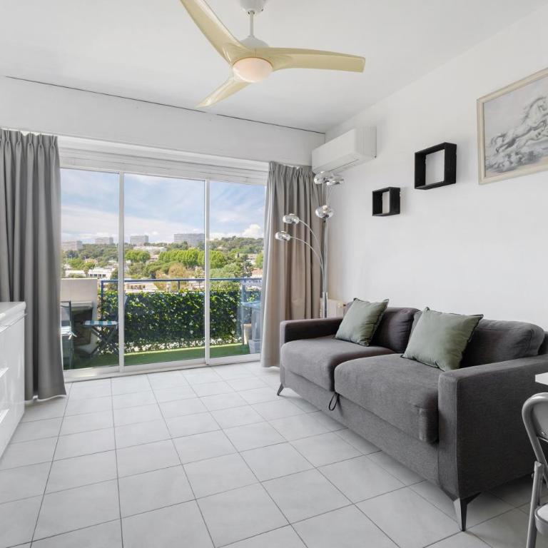 Le Kennedy Bord de Mer - Studio avec Balcon - 7