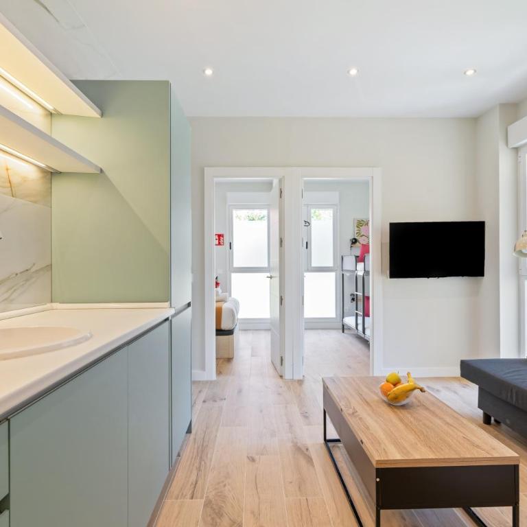 Apartamentos San Claudio - Puente de Vallecas - Two-Bedroom Standard Apartment - 7