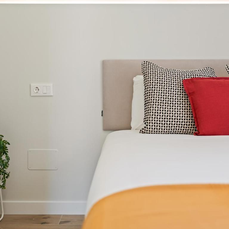Apartamentos San Claudio - Puente de Vallecas - Two-Bedroom Standard Apartment - 12