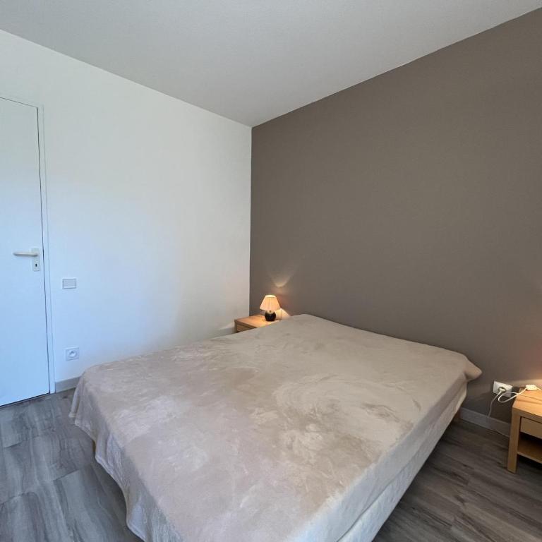 Residence Cesaree - T2 renove avec vue piscine, terrasse, clim, 4p - Appartamento con Vista Piscina - 13