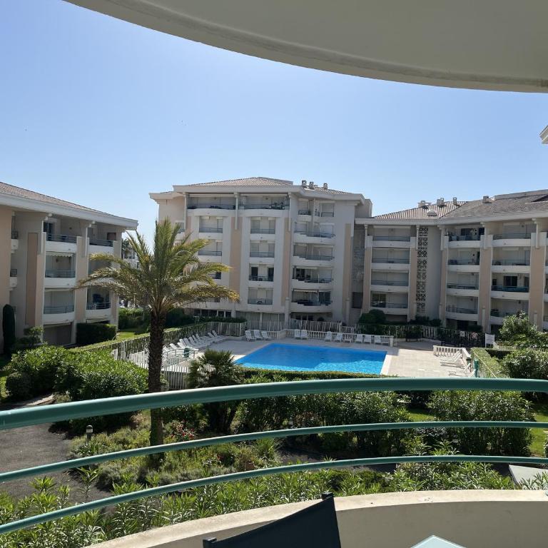Residence Cesaree - T2 renove avec vue piscine, terrasse, clim, 4p - Appartamento con Vista Piscina - 14