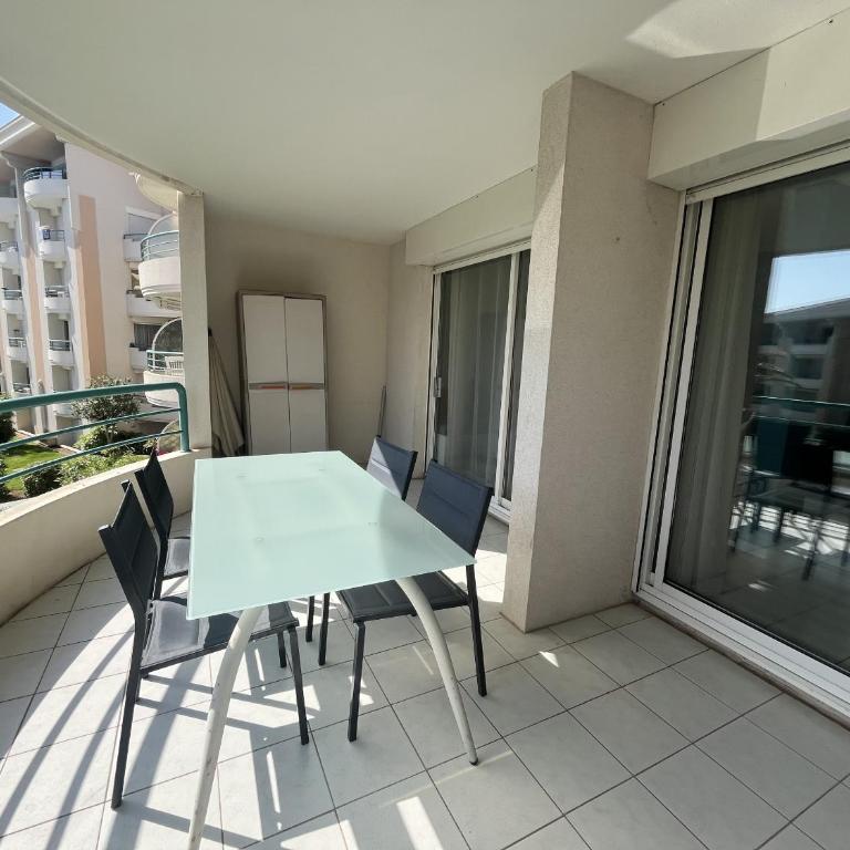 Residence Cesaree - T2 renove avec vue piscine, terrasse, clim, 4p - Appartamento con Vista Piscina - 21