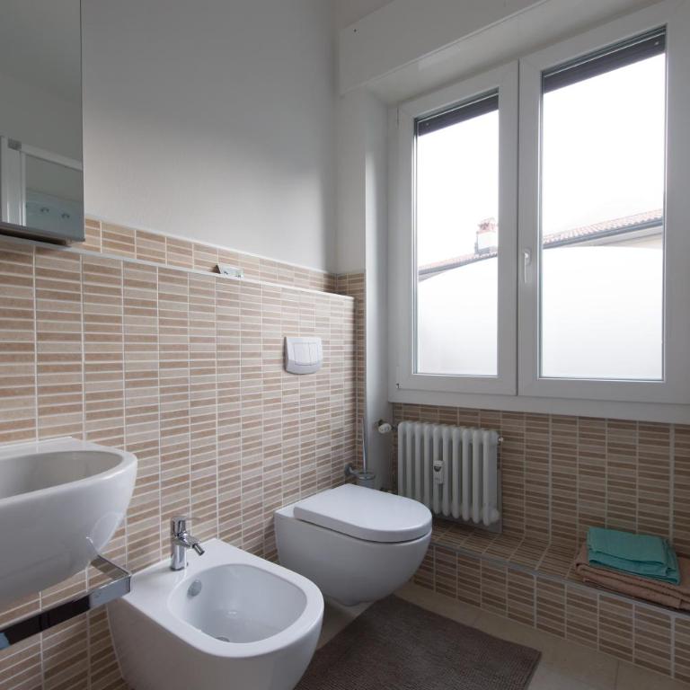 B&B Rosa Blu - Deluxe Double Room with Shower - 1