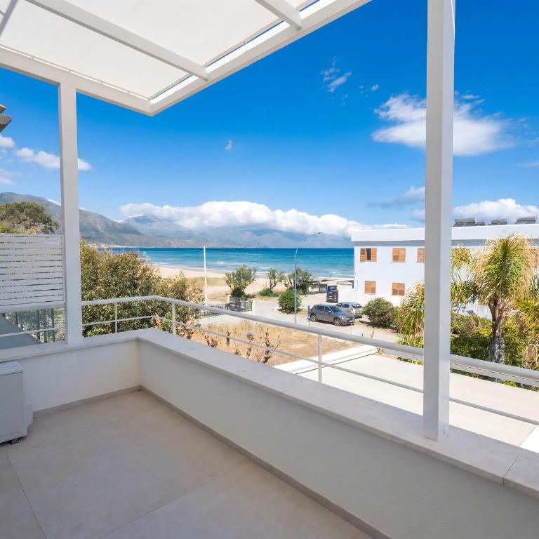 CasaSol Deluxe villa sulla Spiaggia con Piscina By Sicily Home Solutions - Villa - 34