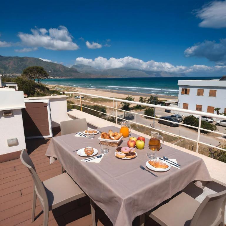 CasaSol Deluxe villa sulla Spiaggia con Piscina By Sicily Home Solutions - Villa - 6