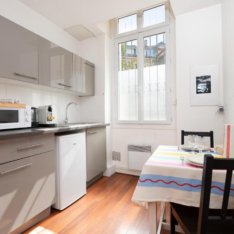 T2 coloré au cœur de Toulouse - allées Jean Jaurès - One-Bedroom Apartment - 12