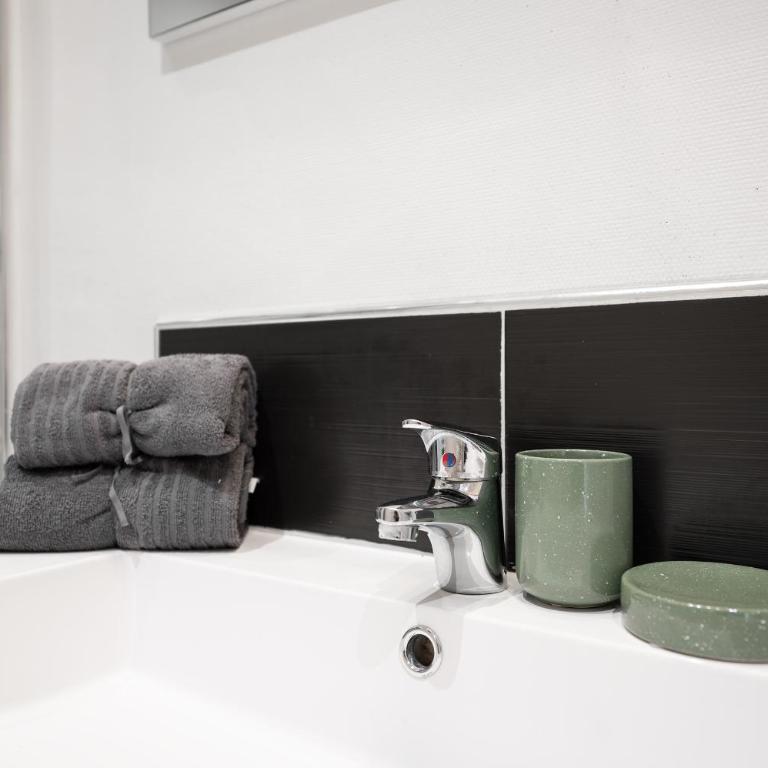 T2 coloré au cœur de Toulouse - allées Jean Jaurès - One-Bedroom Apartment - 16