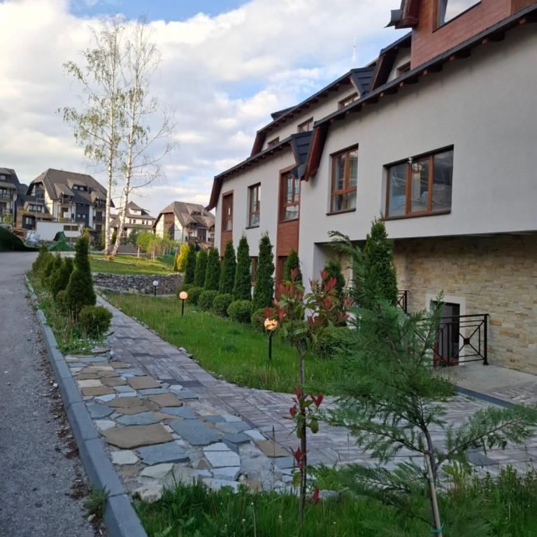 Milmari P - Studio 2-4 persons - Studio Apartment with Queen Bed - 10