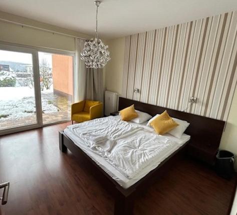 BlueBird Apartments - Apartment - 7
