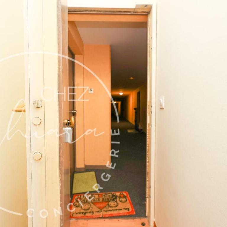 Comfortable & Bright flat Canal St Martin for 4 PP - Appartement - 9