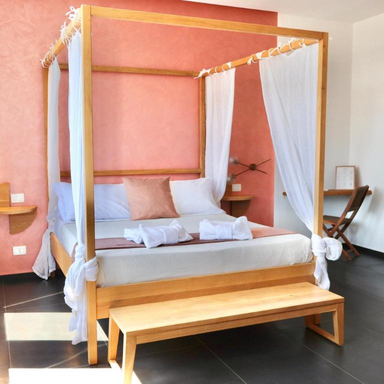 TAGA Rooms - Superior Queen Room - 11