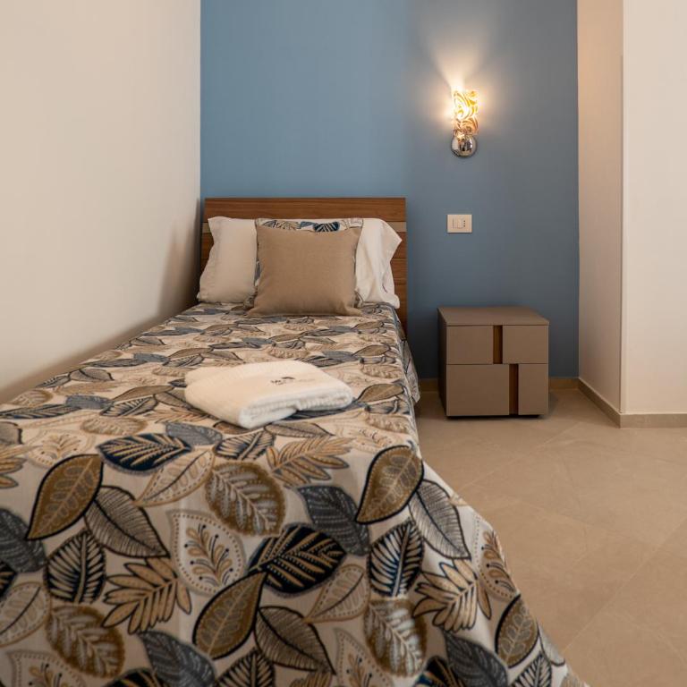 Monnalisa Rooms - Camera Tripla con Balcone - 9