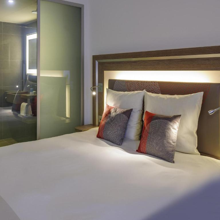 Novotel Lugano Paradiso - Camera Queen Superior con Divano - Non Fumatori - 1