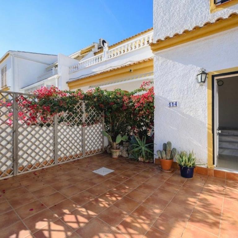 Infinity house - Three-Bedroom Bungalow - 7