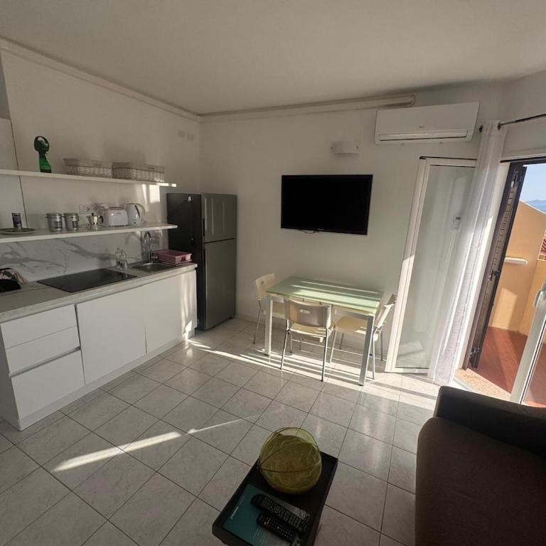 Dalia Vista Mare Golfo Aranci - Appartamento con 2 Camere da Letto, Balcone e Vista mare - 3