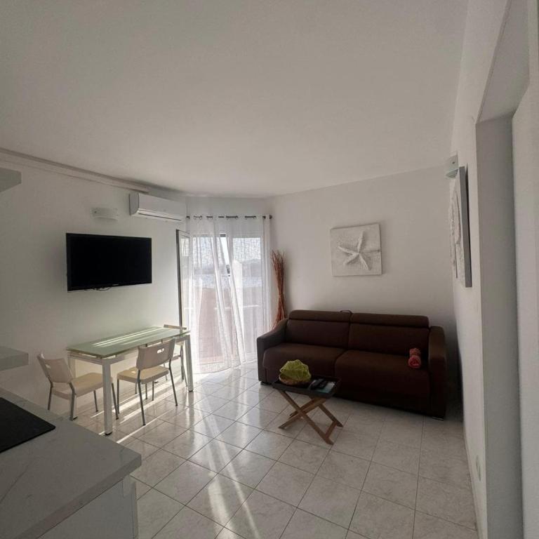 Dalia Vista Mare Golfo Aranci - Appartamento con 2 Camere da Letto, Balcone e Vista mare - 4