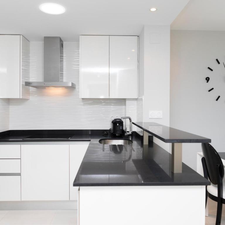 Ocean View by Mar Holidays - Apartamento con terraza - 9
