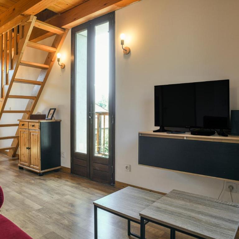 Chez Fred 202 - Parking Wifi Balcon - Appartement 2 Chambres Deluxe avec Balcon - 11