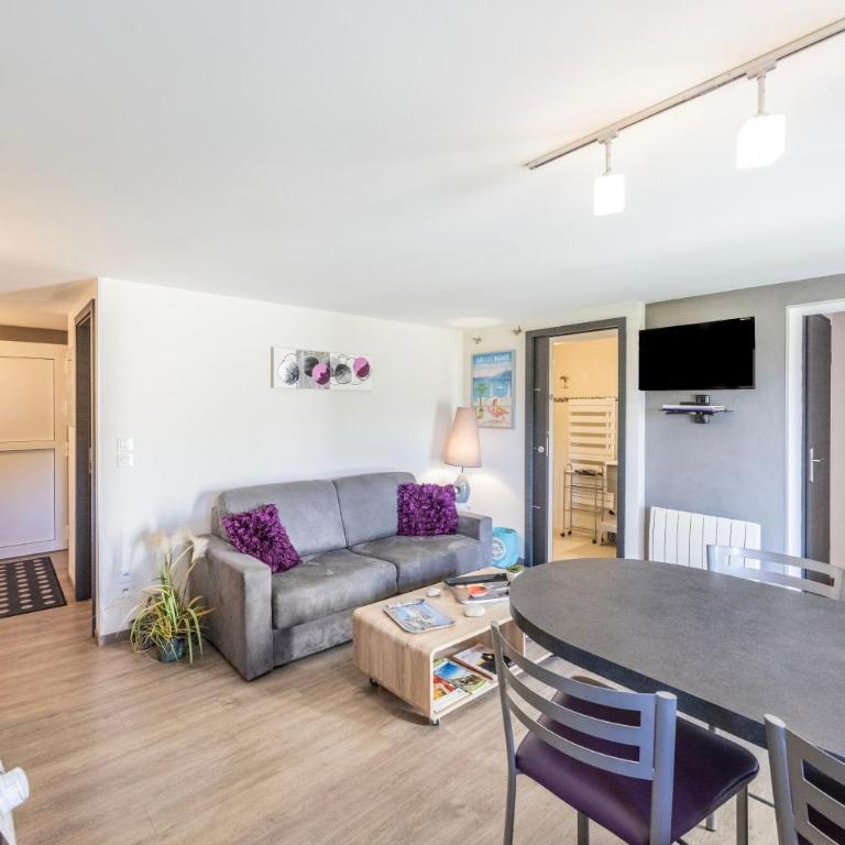 Gîte Le Rêve, Entre Lac Et Montagne - Chambre Quadruple avec Douche - 8