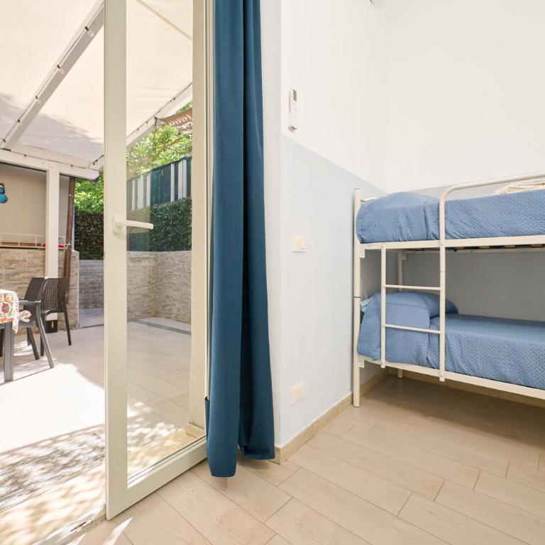 Blue House - Appartamento con 1 Camera da Letto e con Giardino - 11