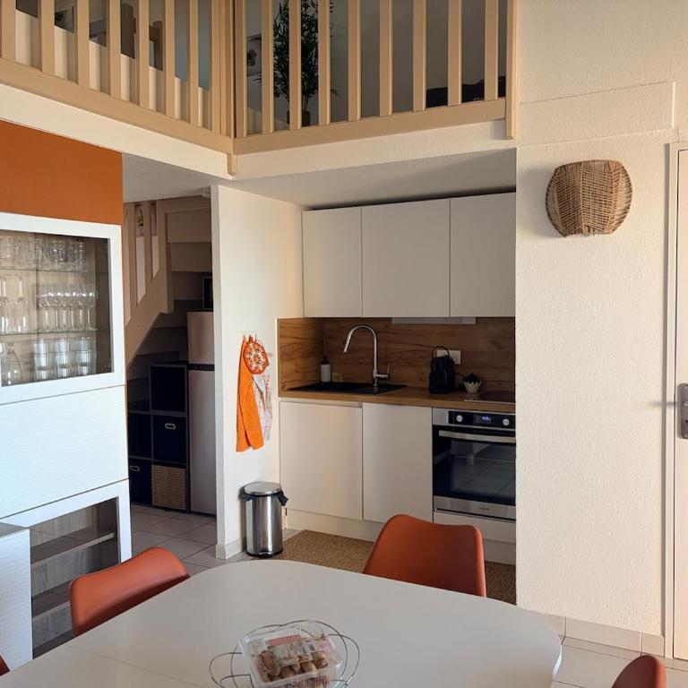 3 chambres vue mer piscine parking clim - Appartement 3 Chambres - 2