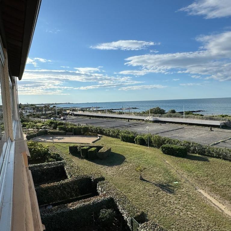 3 chambres vue mer piscine parking clim - Appartement 3 Chambres - 19