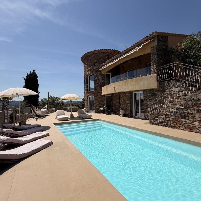 Villa vue mer avec piscine, centre ville à pieds - Villa - 1