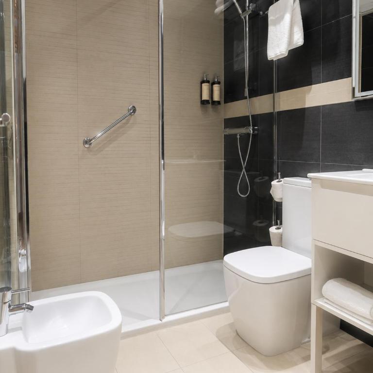 Hotel Apartamentos San Fermín Pamplona - Twin Room - 28