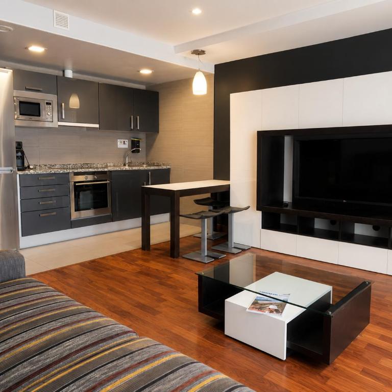 Hotel Apartamentos San Fermín Pamplona - Twin Room - 20