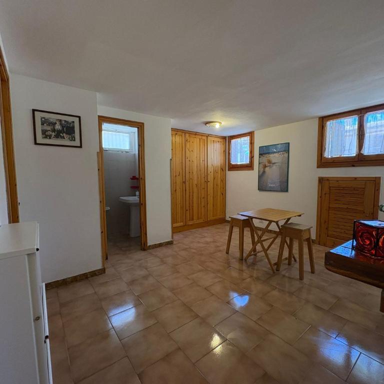 Villetta Con Giardino a due passi dalla Cinta San TEODORO - Three-Bedroom Apartment - 3