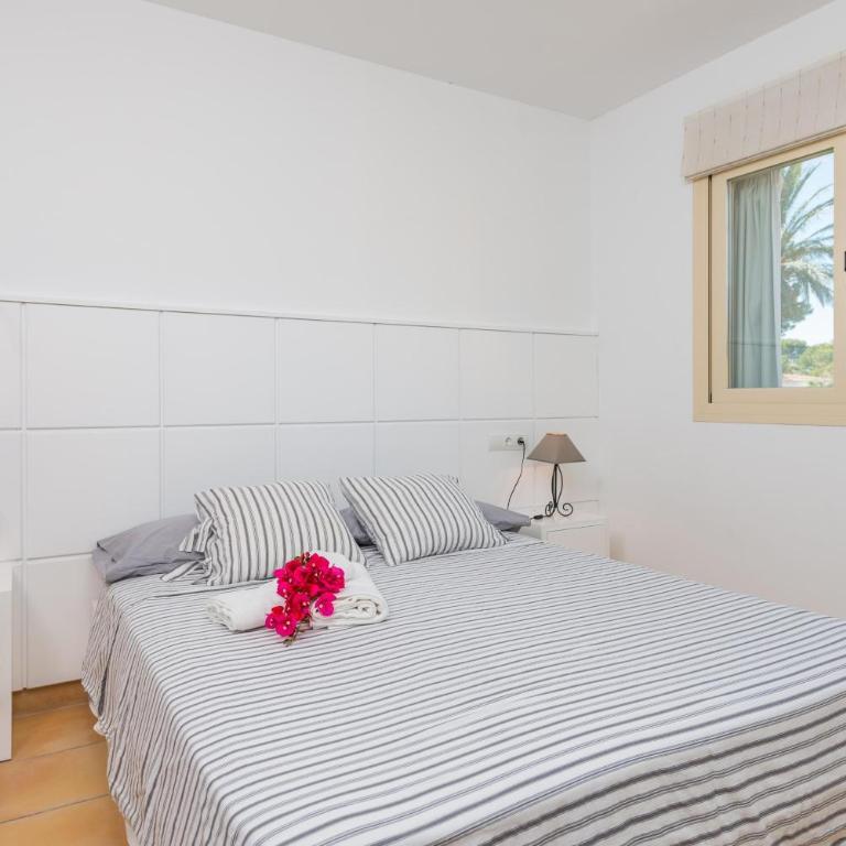 Pereta - Three-Bedroom House - 11