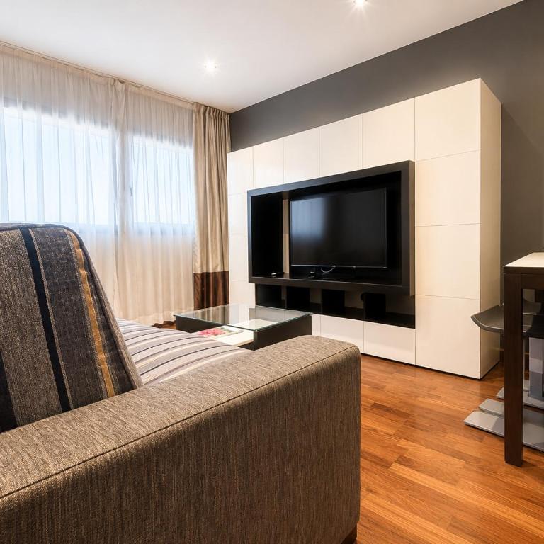 Hotel Apartamentos San Fermín Pamplona - Queen Room - 30