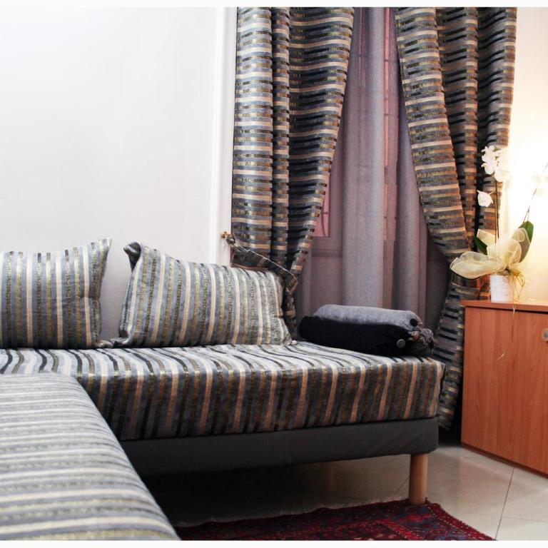 1A Grace House - Queen Studio with Kitchen - 4