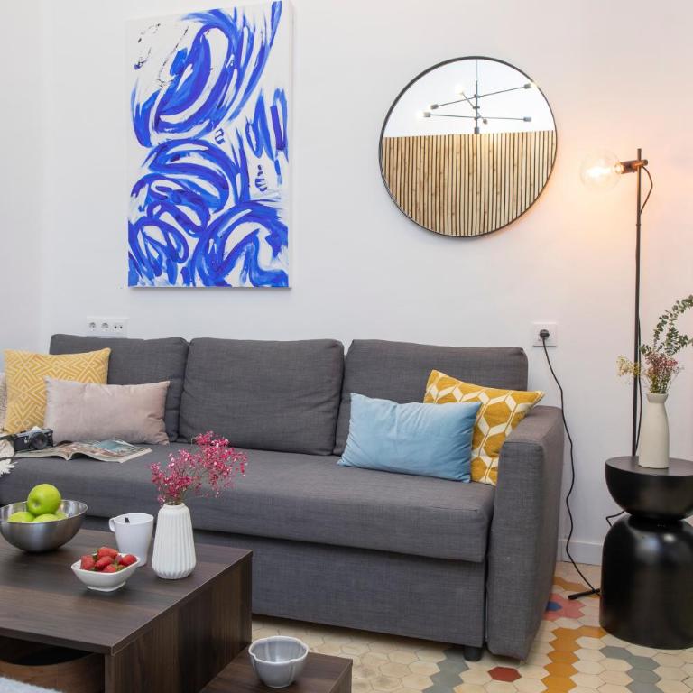 SingularStays Ca Iconic - Deluxe One-Bedroom Apartment - 5