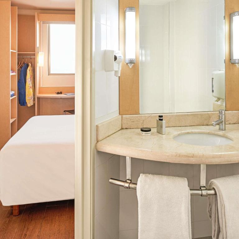 Ibis Cancun Centro - Double Room - 6