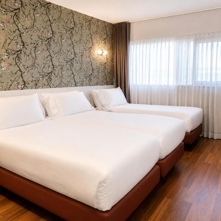 Hotel Apartamentos San Fermín Pamplona - Habitación Triple - 2