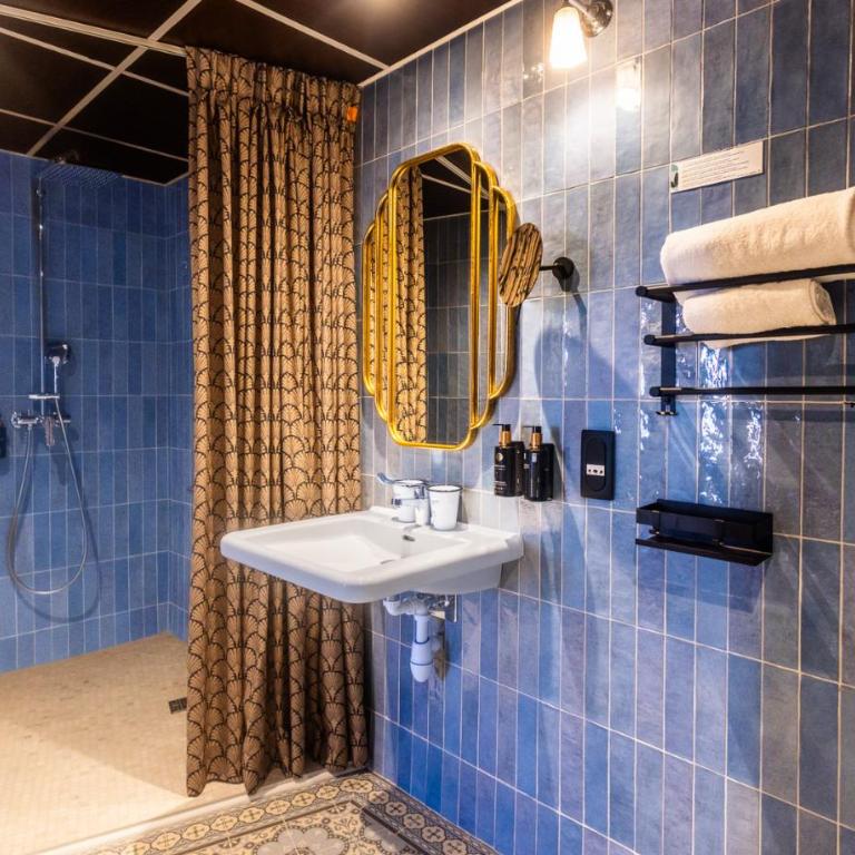 Hôtel BOHEM, Sacré-Cœur - Chambre Double - Accessible aux Personnes à Mobilité Réduite - 1