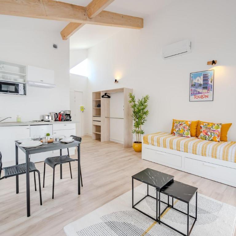 2 Studios au même étage avec parking - Appartement - 1
