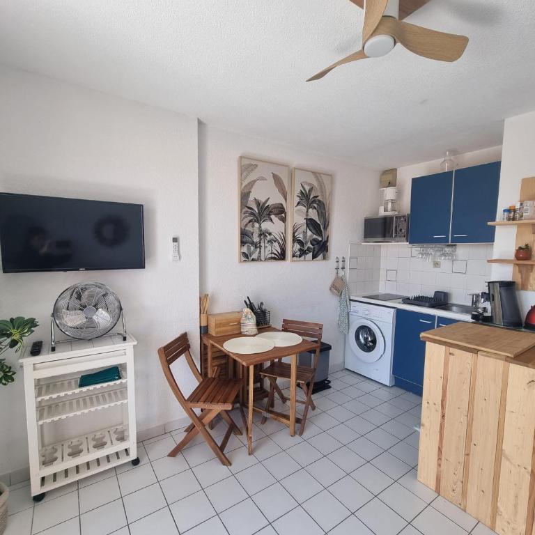 Appartement T2 à Collioure avec terrasse et parking, accès direct à la plage - FR-1-309-514 - Apartment - 6