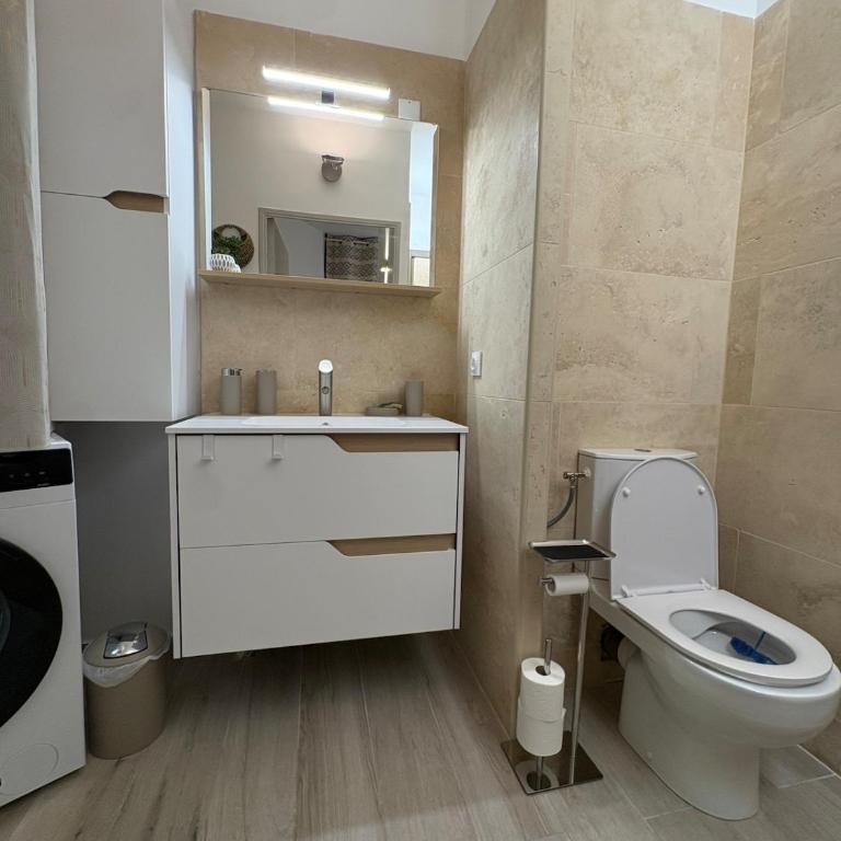 Joli T2 à Port Fréjus, plage et commerces à pied - Apartamento de 1 dormitorio - 2
