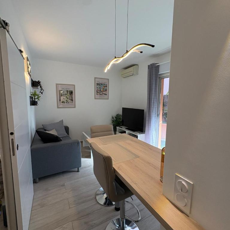 Joli T2 à Port Fréjus, plage et commerces à pied - Apartamento de 1 dormitorio - 14