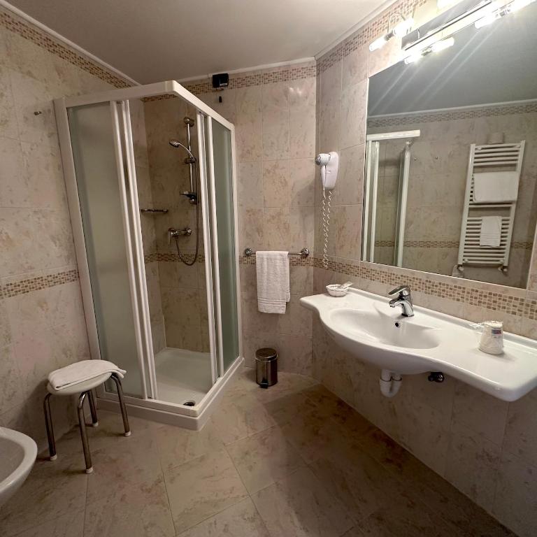 Nature Bio Hotel Elite - Camera Matrimoniale Classic - 4