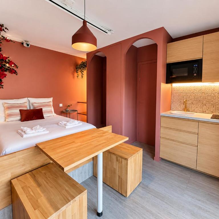 Stylish Garden Escape- Jacuzzi, BBQ, Projector & Exclusive Parking - Apartment mit 1 Schlafzimmer - 7