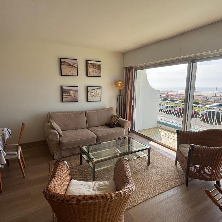 Appartement de charme entre Plage et Centre-Ville - Appartement 3 Chambres - 2