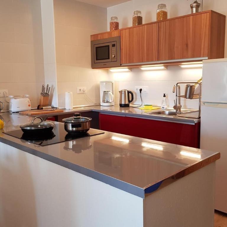 Toscamar Apartment - Moraira Centre - Three-Bedroom Premium Apartment with Balcony - 5