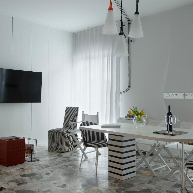 Residenza Farella - Appartamento Premium con 3 Camere da Letto e Balcone - 3
